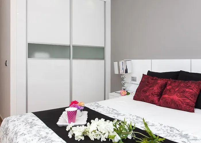 Urban By Vacanzy Collection *